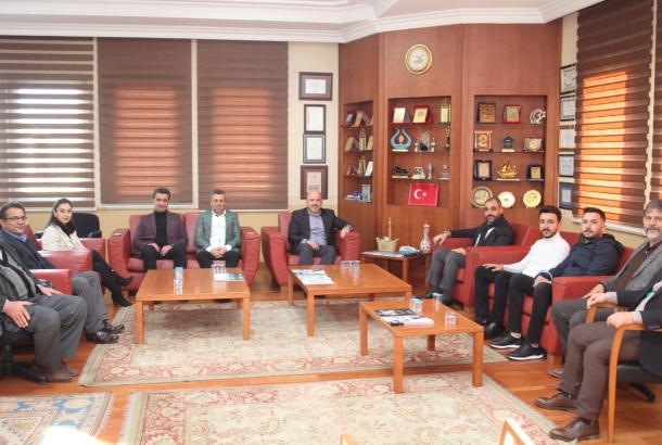  MÜSİAD Konya Şubesi Yönetim Kurulu Başkanı Mehmet Hilmi Kağnıcı ve yönetim kurulu üyeleri ziyaret edildi.
