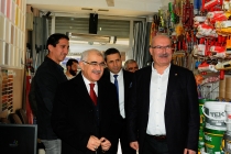 DERNEĞİMİZİN KURUCUSU VE ONURSAL BAŞKANI SN. M.RİFAT HİSARCIKLIOĞLU VE ATO YÖNETİM KURULU BAŞKANI SN. GÜRSEL BARAN İLE ESNAF ZİYARETİ 